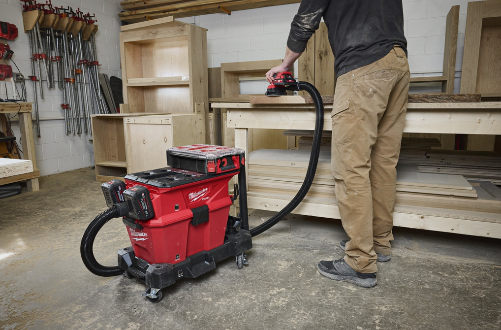 MILWAUKEE M18 F2VC23LG2-0 (Aspiratore solidi/liquidi classe L)