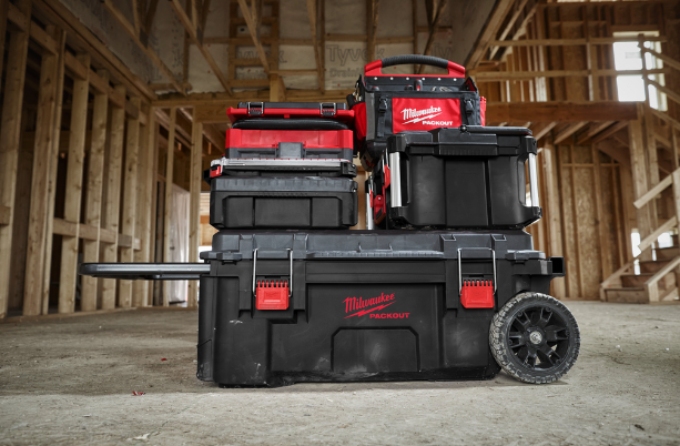 MILWAUKEE Packout Rolling Tool Chest (4932478161)