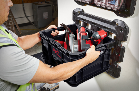 MILWAUKEE Container (4932471724)