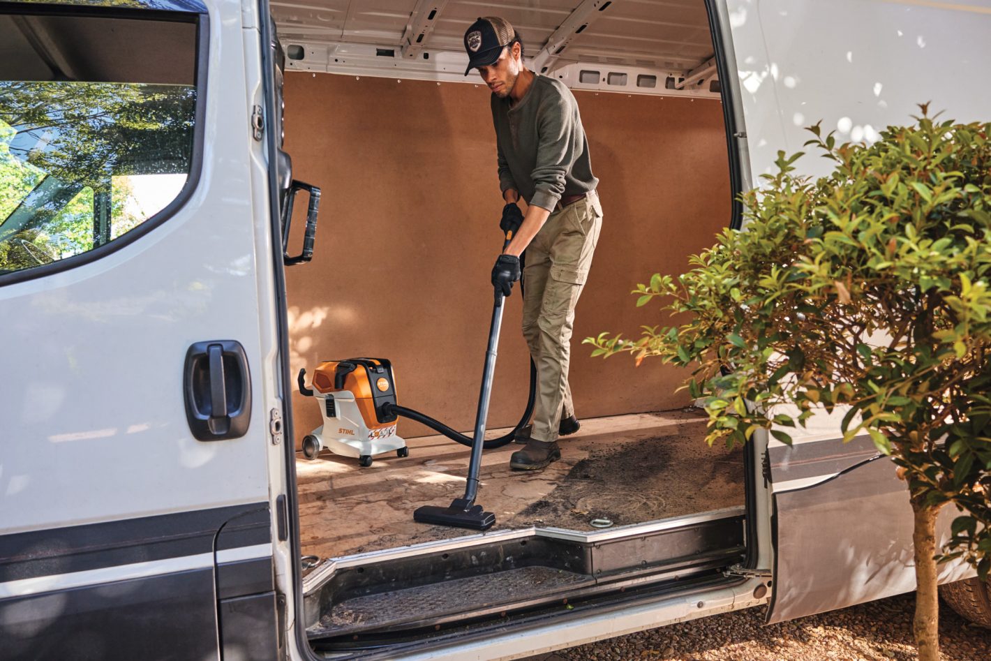 STIHL SEA 100 L (AP) (solo corpo macchina)